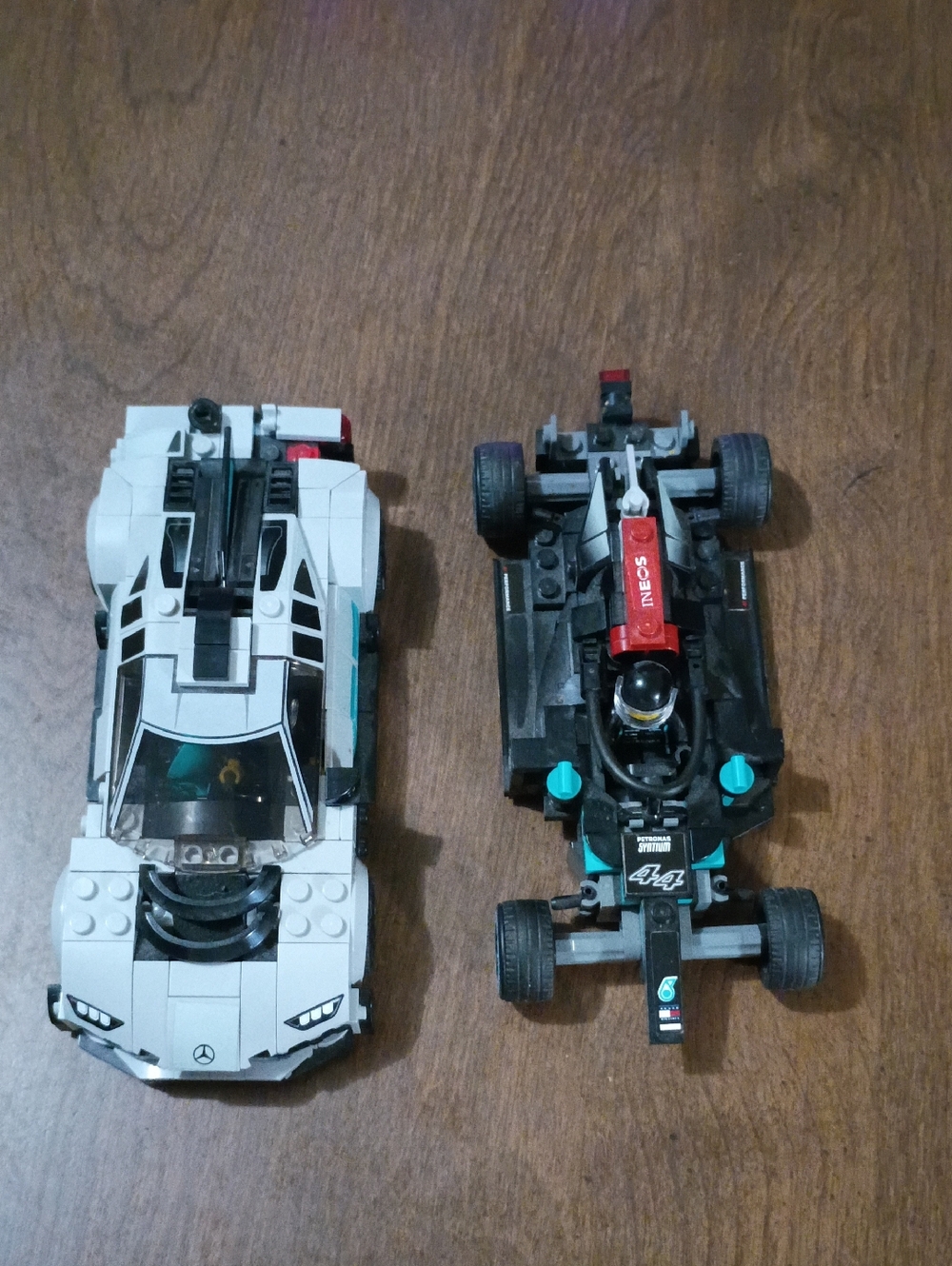 Mercedes AMG Petronas White and Black Race Car Toy Set